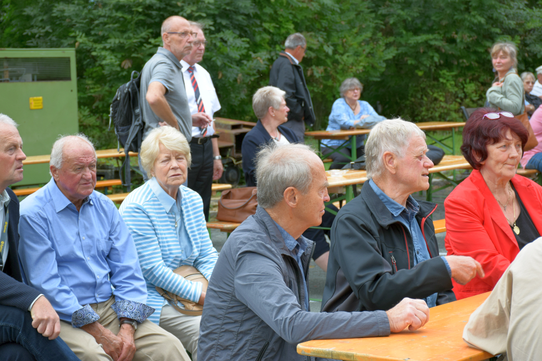 aVorab InErwartung1